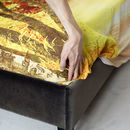 gepersonaliseerd hoeslaken ingestopt