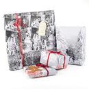 Plusieurs cadeaux avec emballage cadeau personnalisé