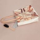 Sac shopping photo dans sable