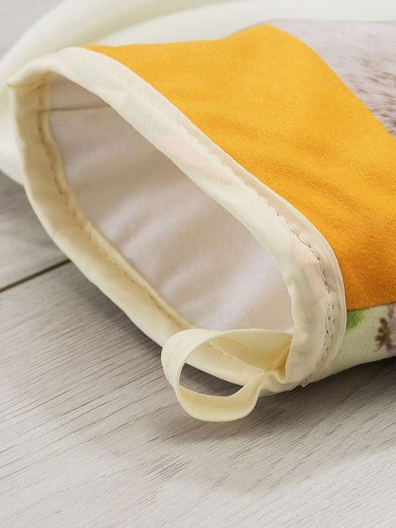 custom oven gloves hanging loop detail