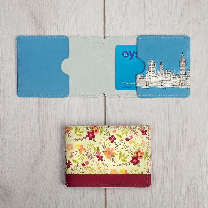oyster card sleeve Hibate Genuine Leather Holder Bus Travel Pass Holders When Paddington is discovered at the station by the Browns Leather Oyster Card Holder. Personalised