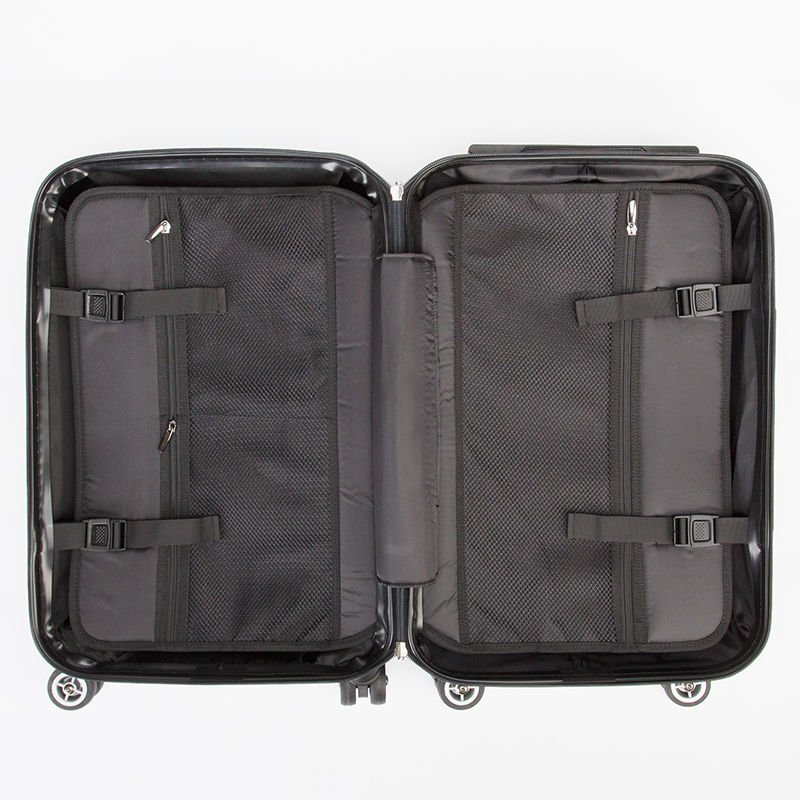 Intérieur spacieux de la valise design