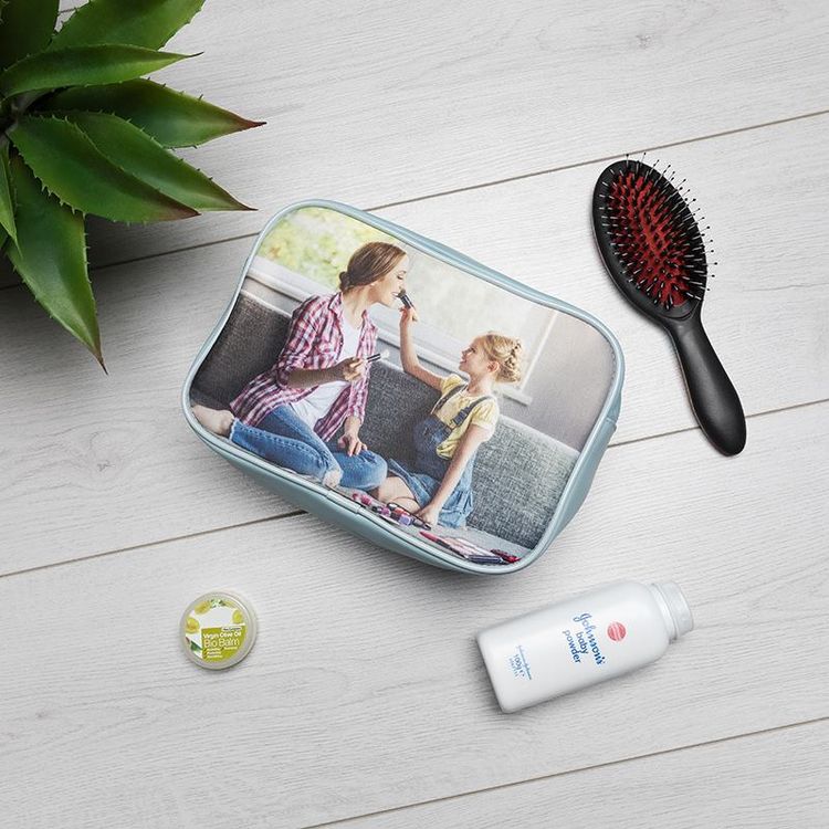 Design Your Own Personalised Toiletry Bags
