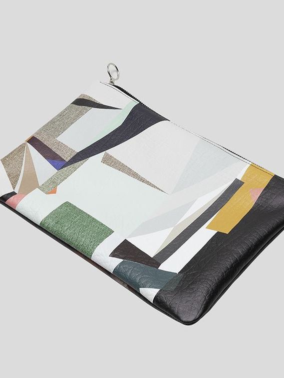 Sac pochette en cuir design géométrique