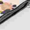 disegna una borsa a tracolla con catena