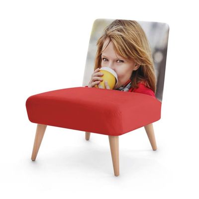 love chair with photo