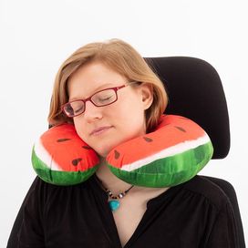 custom travel pillow with model