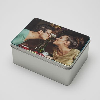 personalized tins