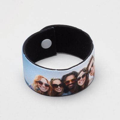 personalisiertes Armband aus Neopren