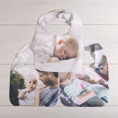 Personliga babyhaklappar