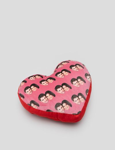 face heart cushion