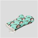 Oven gloves with faces on