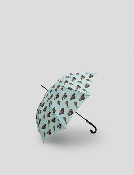 Regenschirm mit Gesicht