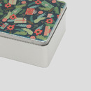 custom christmas box corner