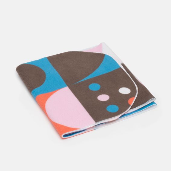 Design your own scarf with Contrado