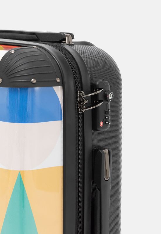 Custom Suitcase. Design Your Own Personalised Suitcase UK