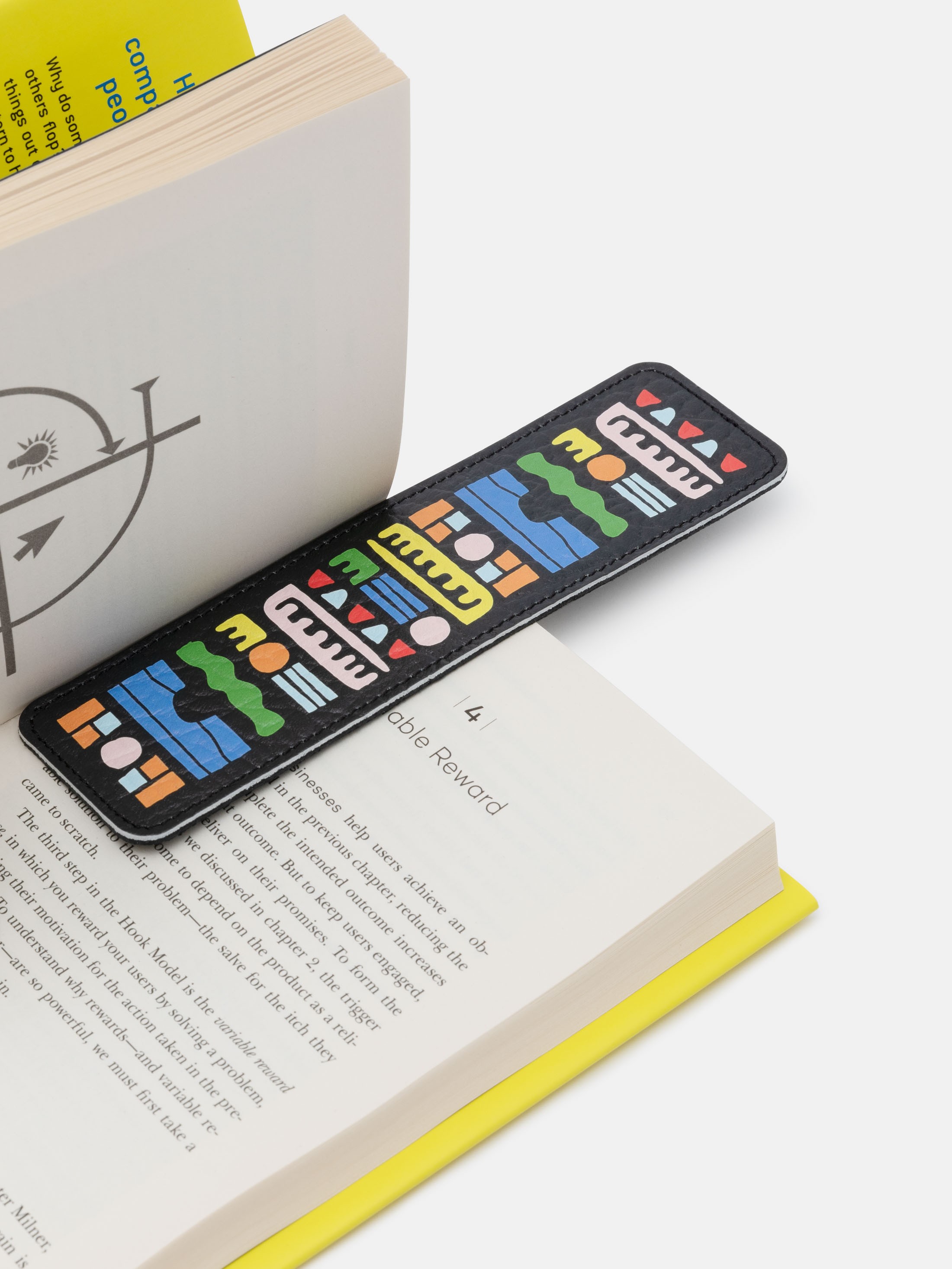 NEWCDO_354_LEATHER-BOOKMARK_2