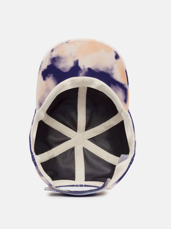 overview detail of customisable baseball cap