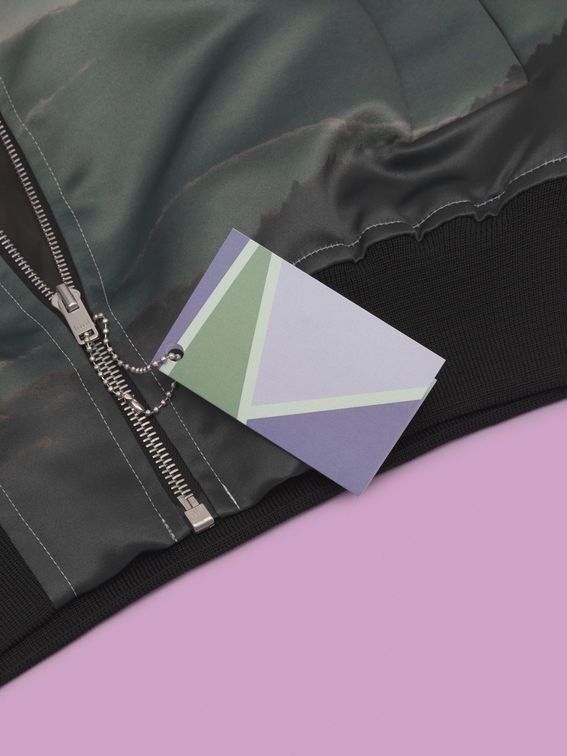 folded swing tags