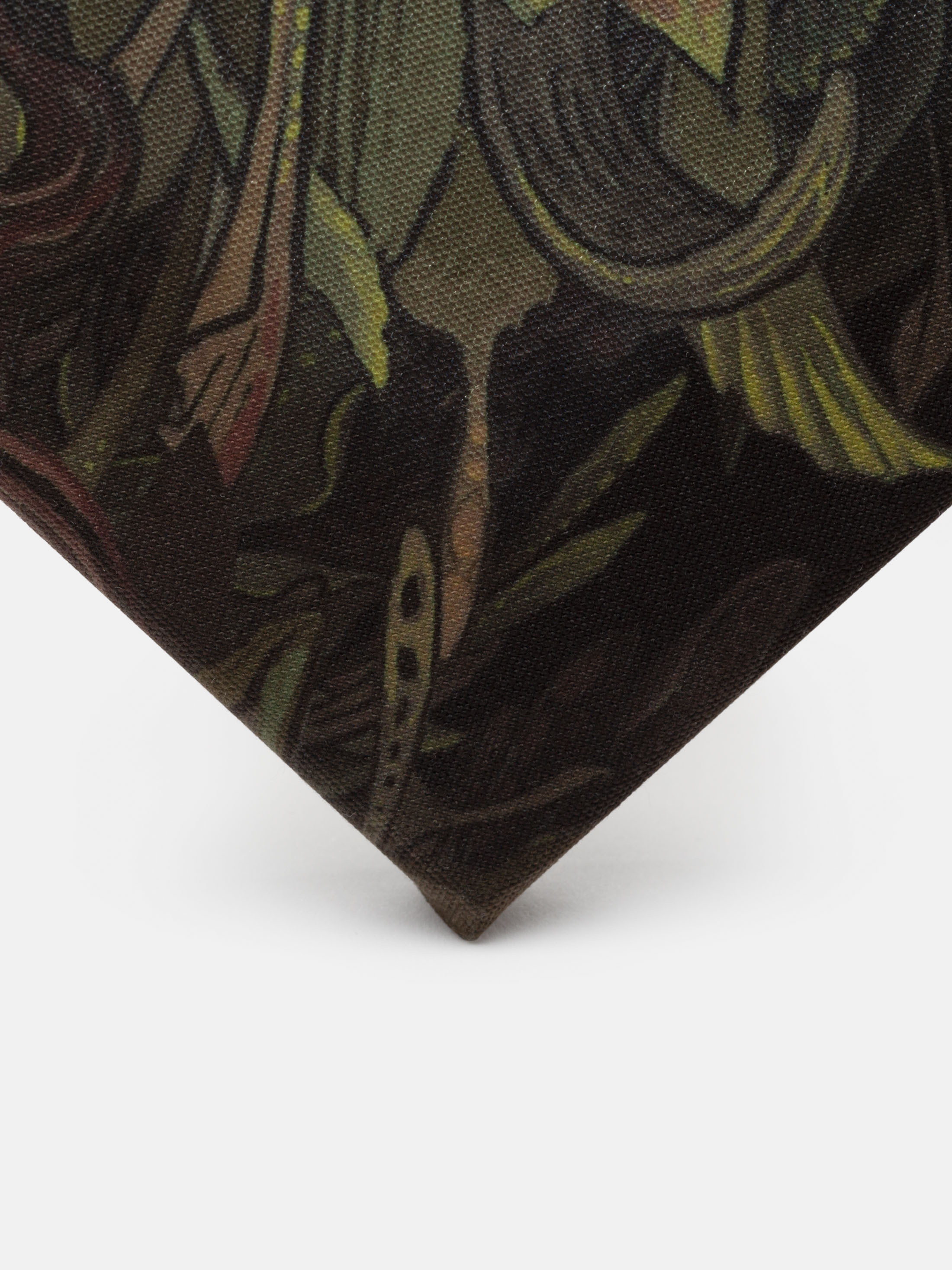 canvas on frame detail