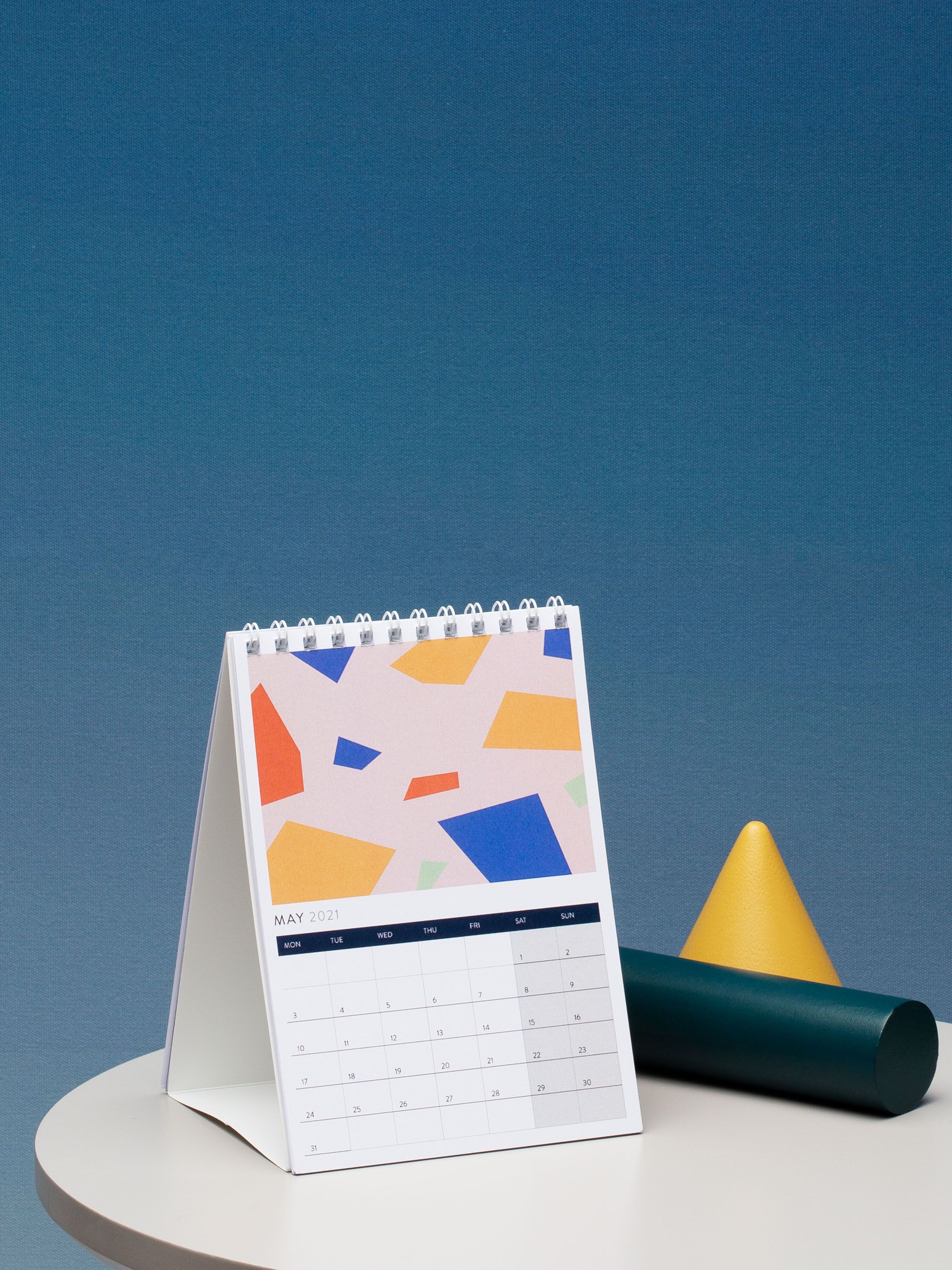 print your own desk calendar