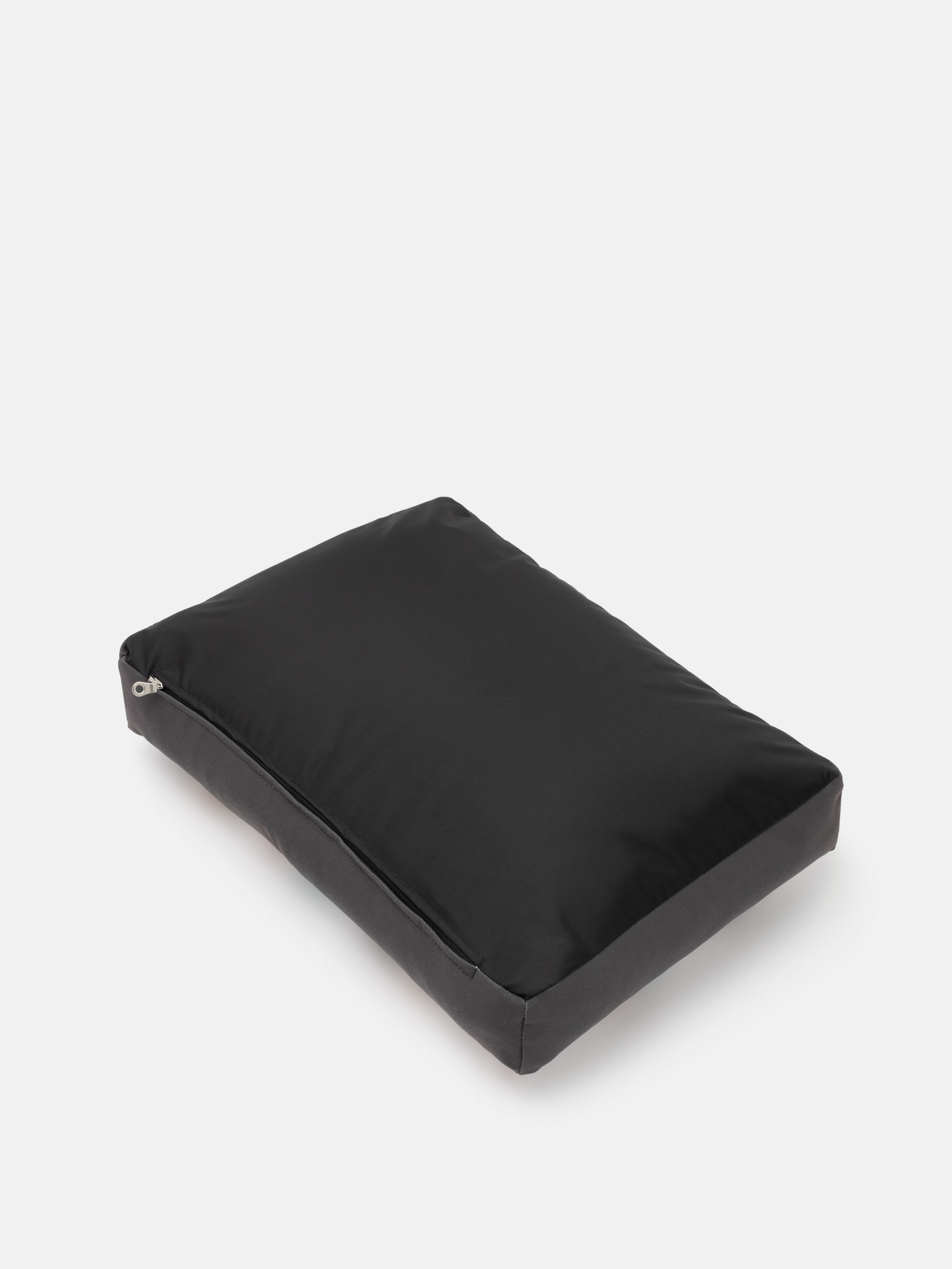 zipper details of your photo dog bed