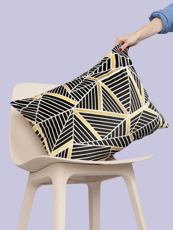 skräddarsydda kuddar med egendesignat tryck