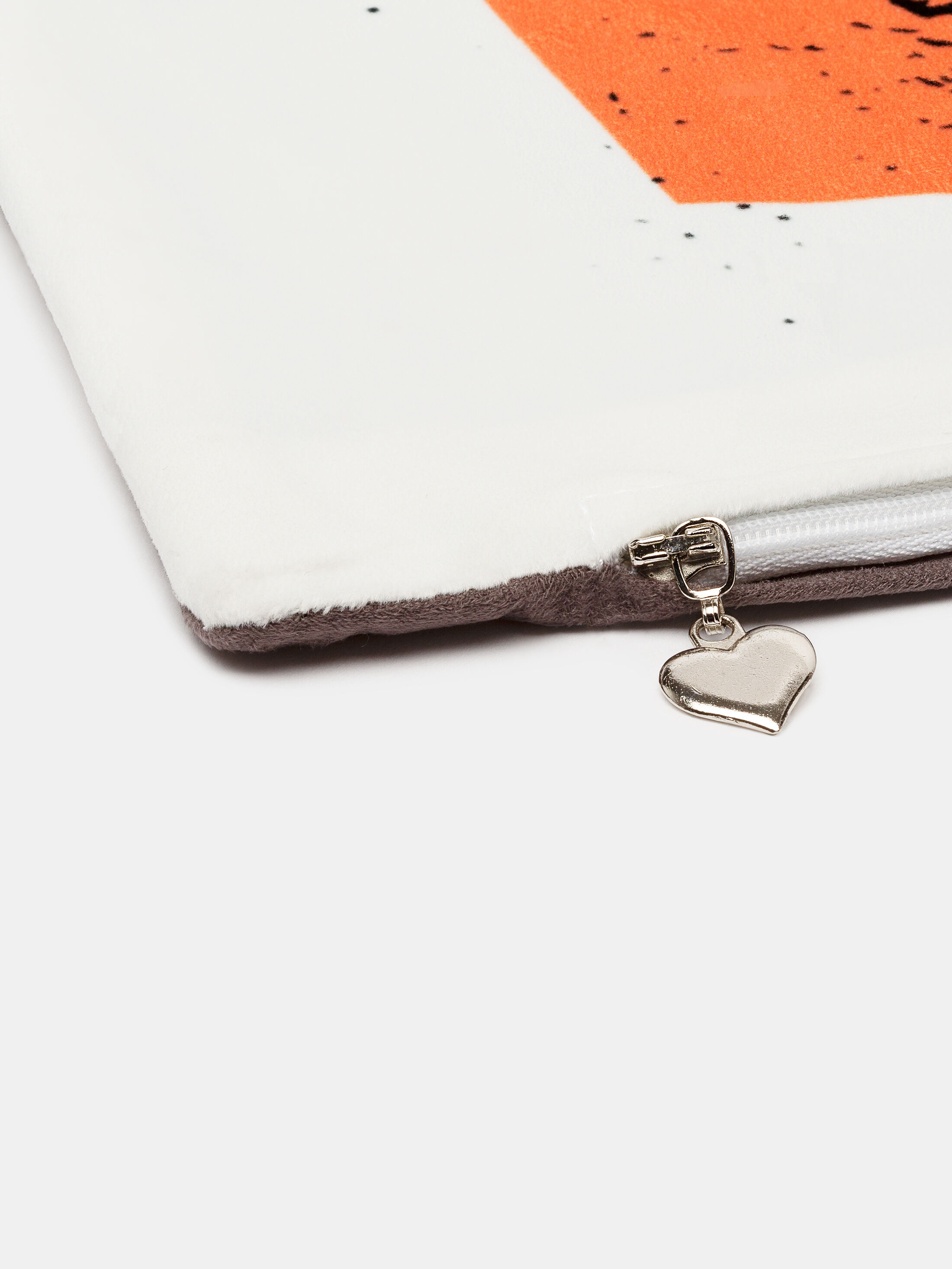 pillow printing zip detail