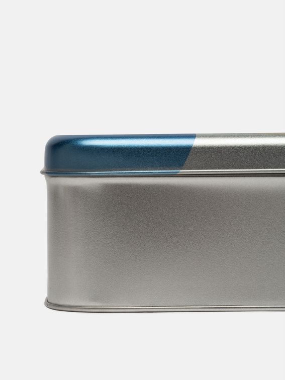 custom printed tin lid detail