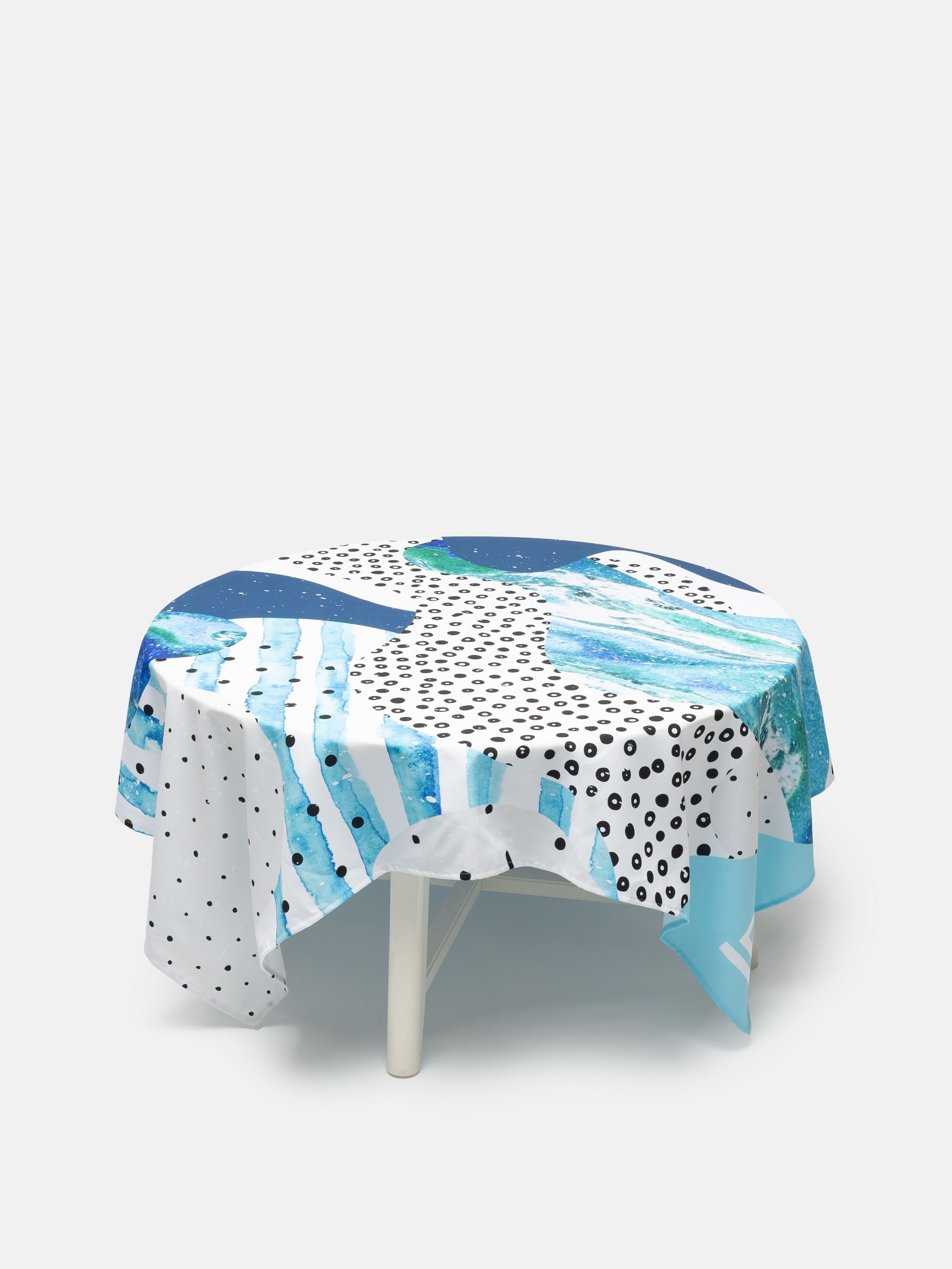 dining tablecloth