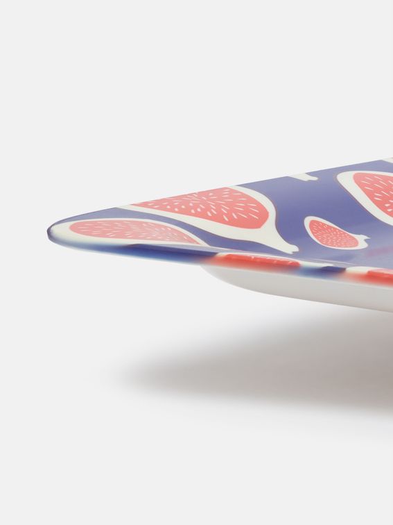 plastic serving tray