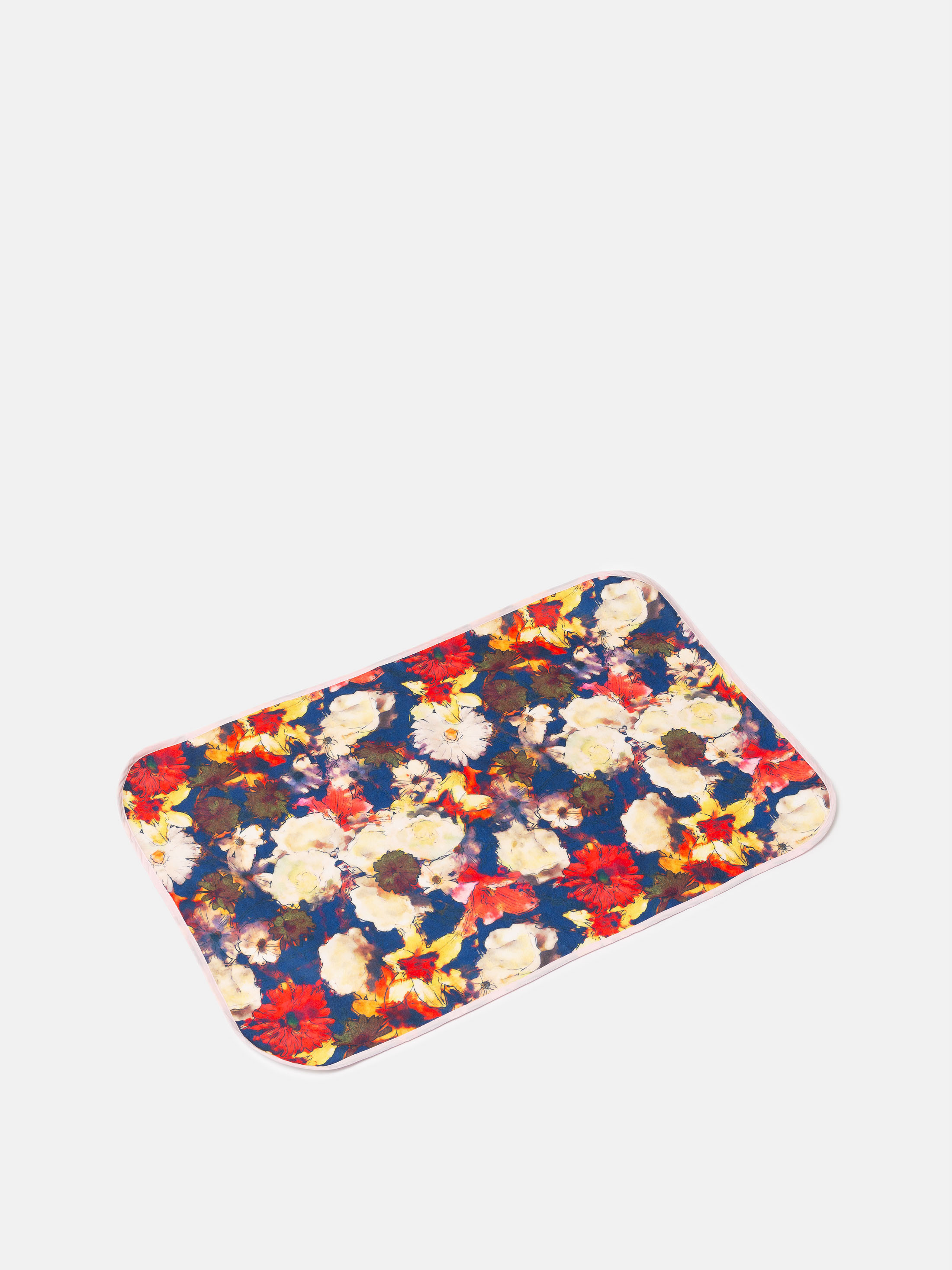 trim colour choices for baby changing mat