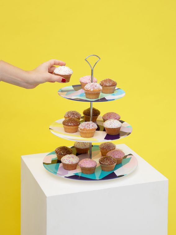 make your own cake stand