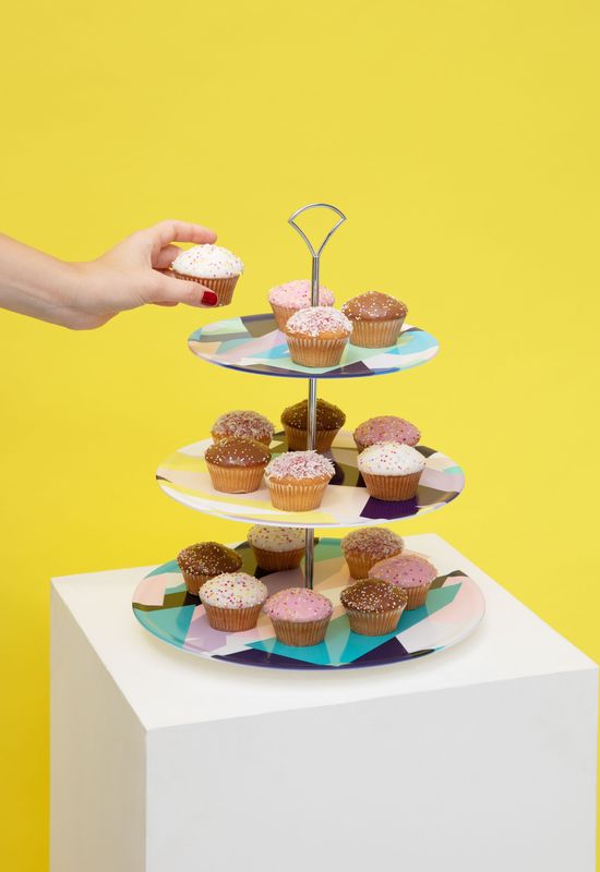 Personalised sales cake stand