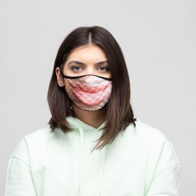 Maske mit eigenem Mund