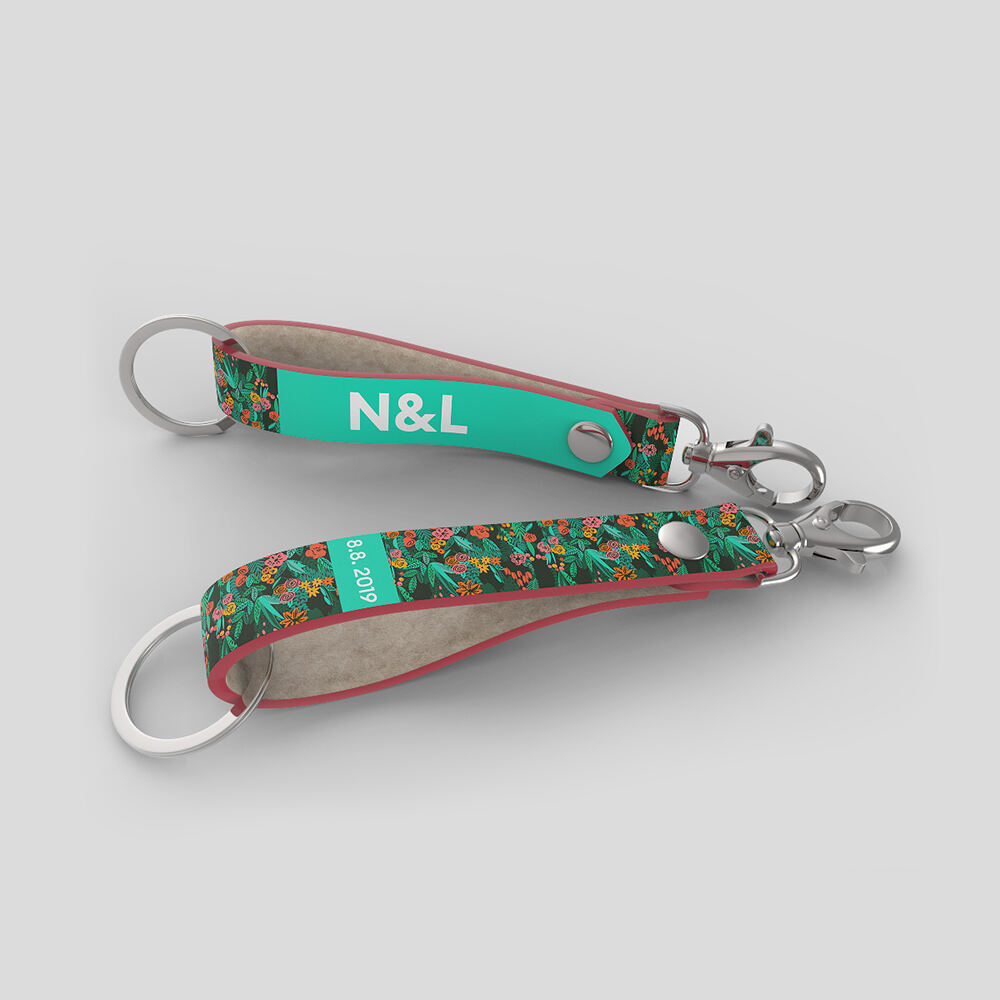 design your own custom leather keyring