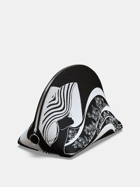 astuccio cosmetici in pelle personalizzato