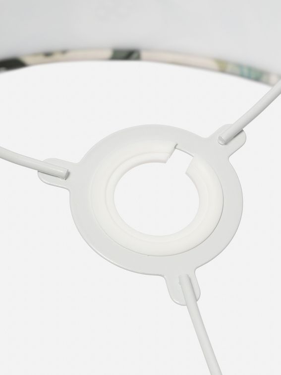 ランプ傘の 取り付け部分