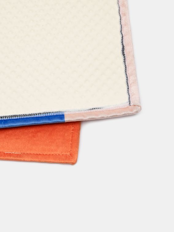 design your own rug with or without fringe
