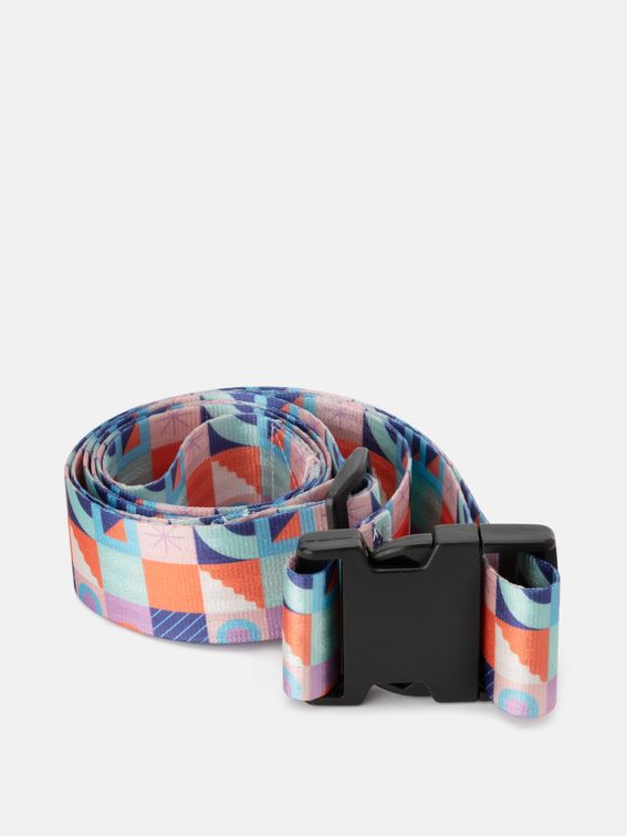 luggage straps UK buckle fastening