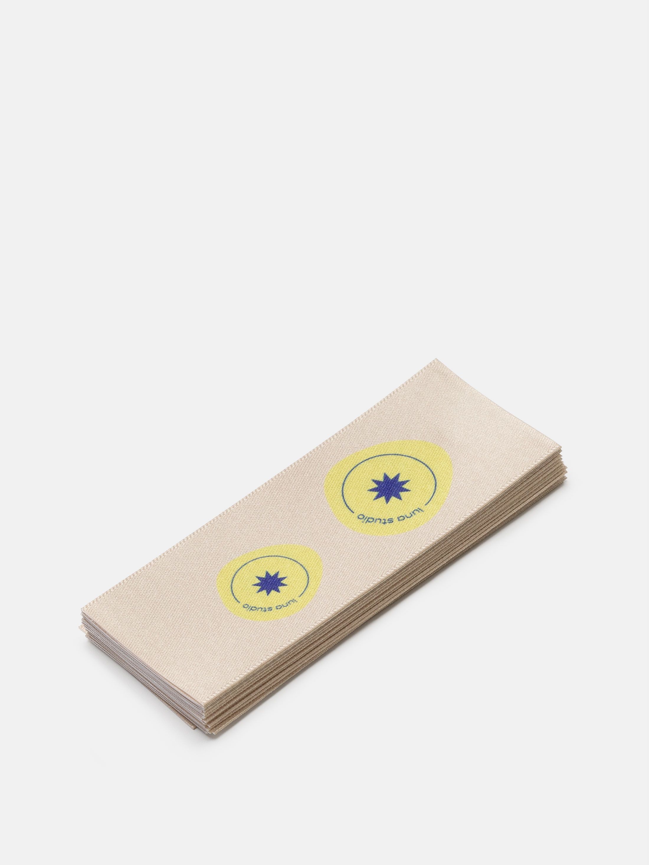 taille des étiquettes personnalisées plates