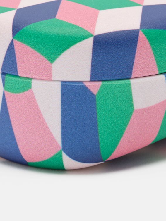 keep your custom glass case in your handbag