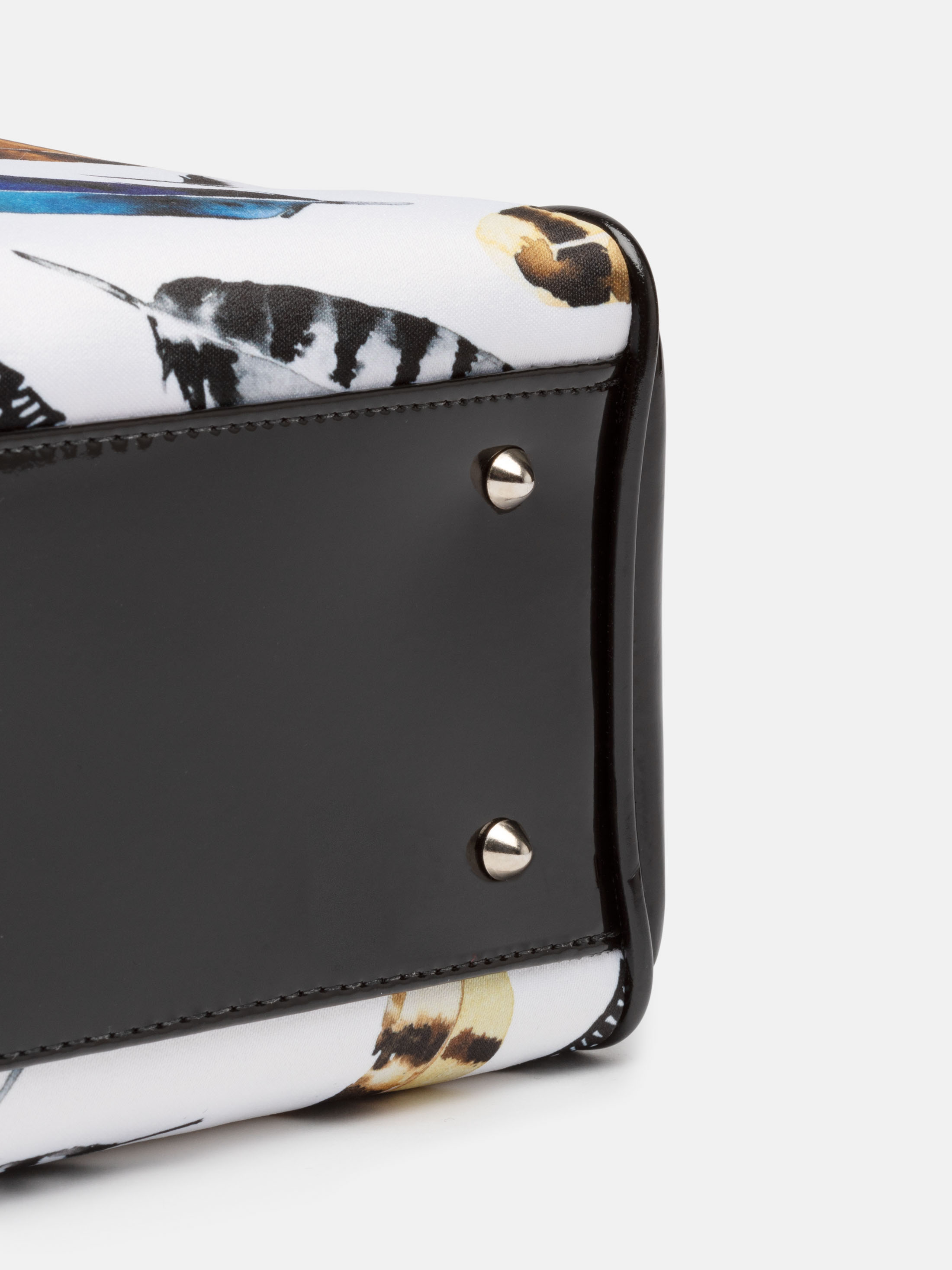 Compare Oberon Design Handbags