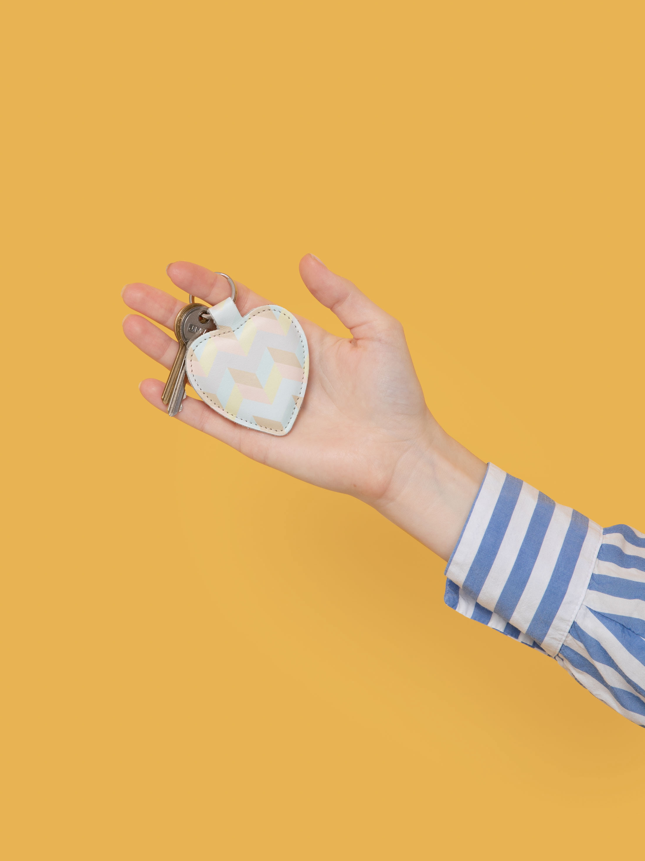 kärlek hjärtformad nyckelring