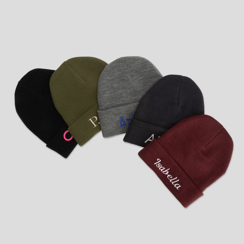 Berretto Ricamato. Cappello Cuffia con Ricamo
