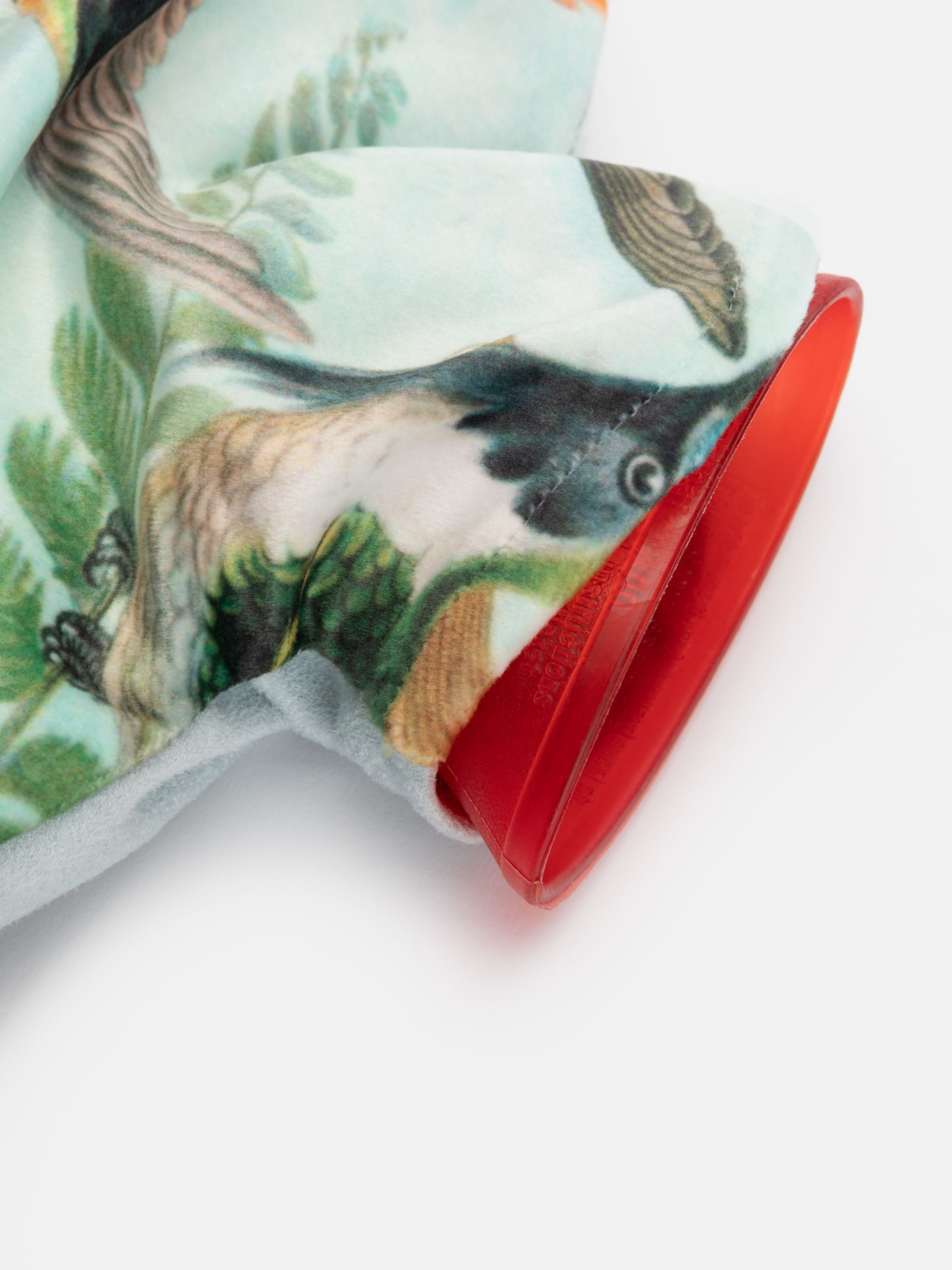 hot water bottle
details