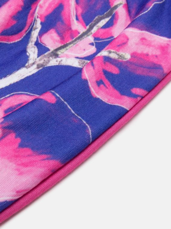 custom beanie hat fabric detail