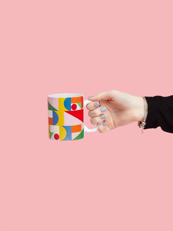 custom mugs close up