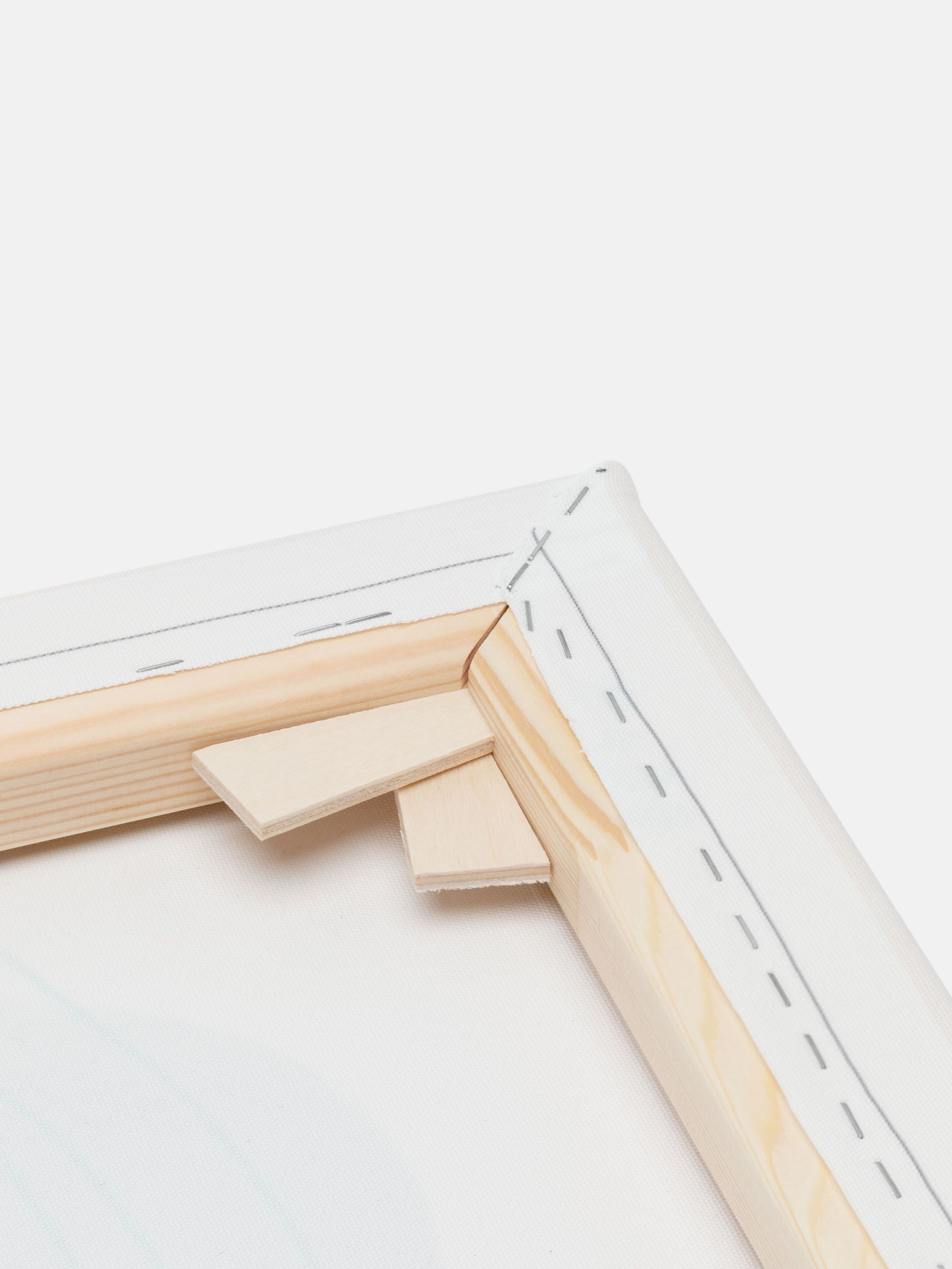 corner details of wooden frame