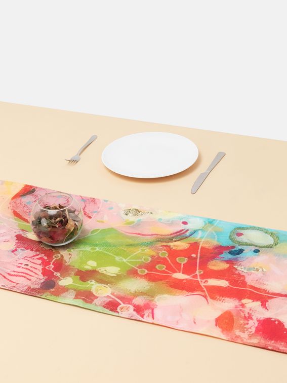 design your own table runner